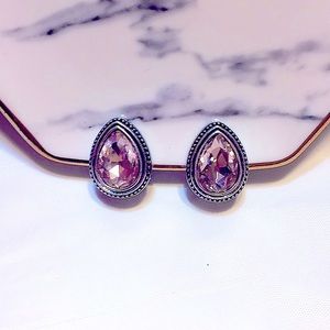 ❤️ Master of refined arts pink clip ons